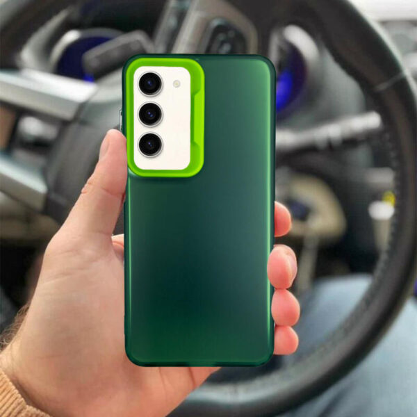Phantom Green case - Imagen 2