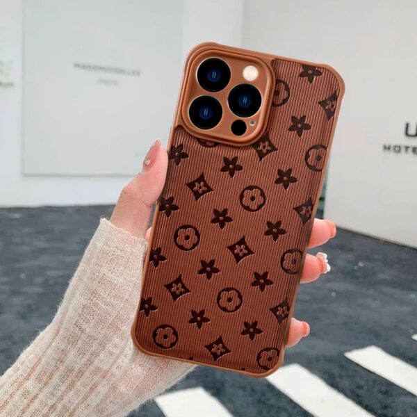 Luxury LV café