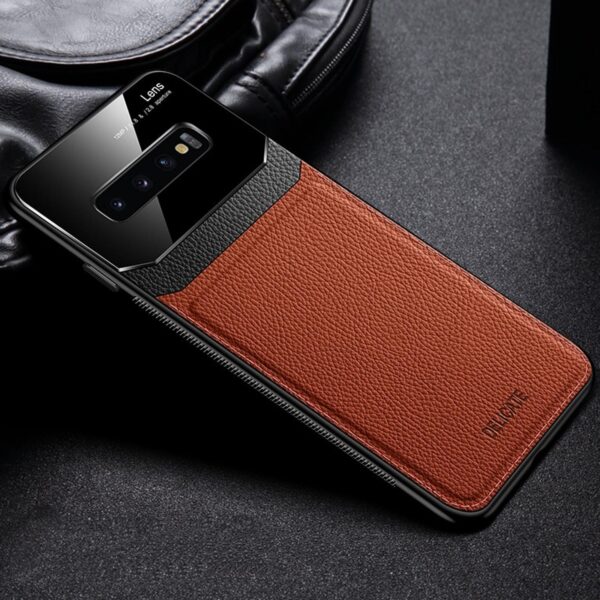 Hybrid Leather café